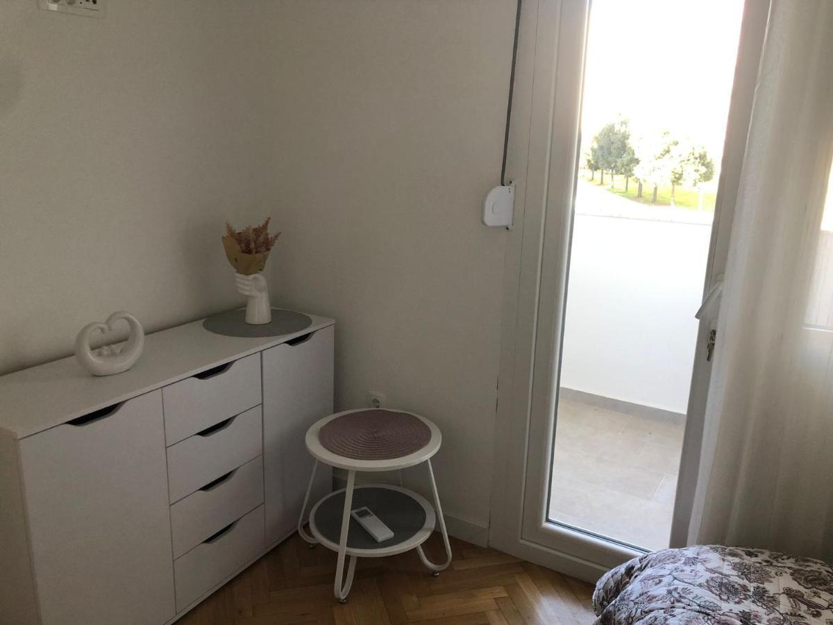 Apartman Lana Apartment Zadar Exterior foto